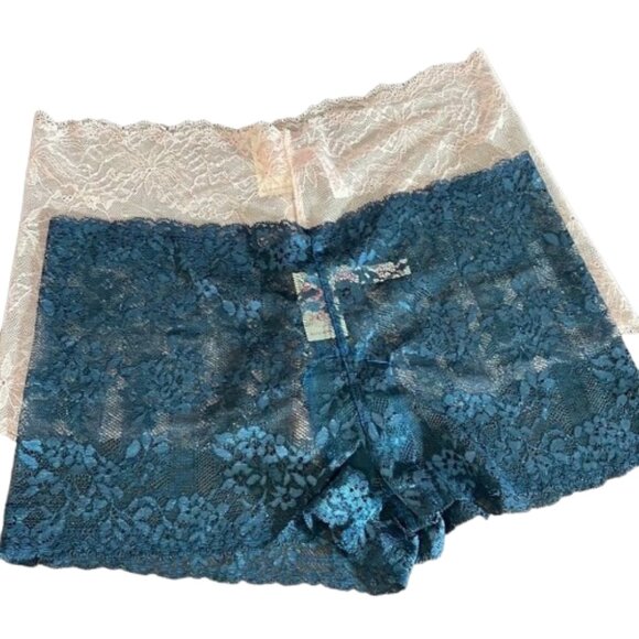 Victoria’s Secret PINK Pink Lace Boyshort Panties Size Large NWT - Picture 2 of 2